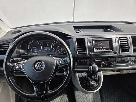 Volkswagen Transporter 5 of 13