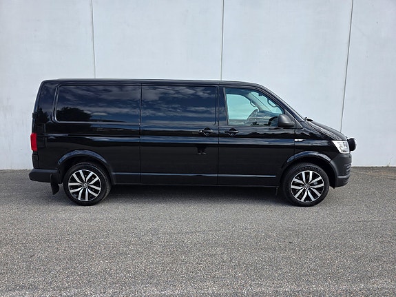 Volkswagen Transporter 4 of 13
