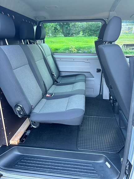 Volkswagen Transporter 7 of 9