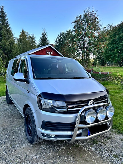 Volkswagen Transporter 2 of 9