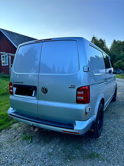 Volkswagen Transporter 3 of 9