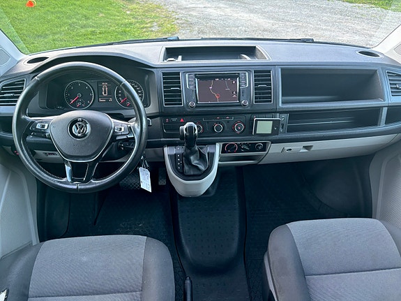 Volkswagen Transporter 9 of 9