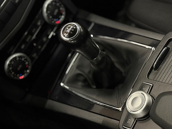Mercedes-Benz C180 16 of 22