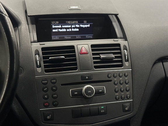 Mercedes-Benz C180 15 of 22