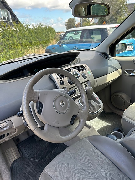 Renault Scenic II 5 of 12