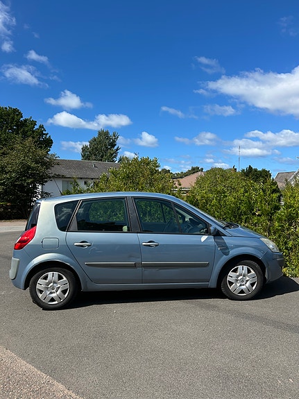 Renault Scenic II 12 of 12