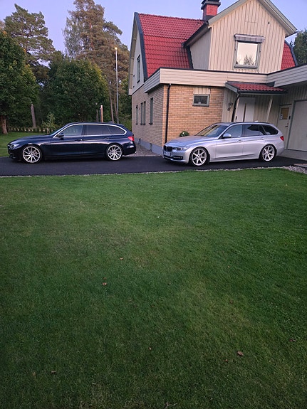 BMW 318d 2 of 5