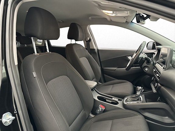 Hyundai Kona 13 of 28
