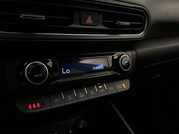 Hyundai Kona 22 of 28