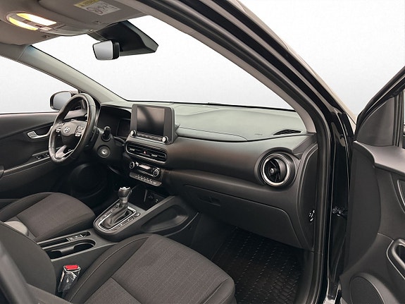 Hyundai Kona 14 of 28