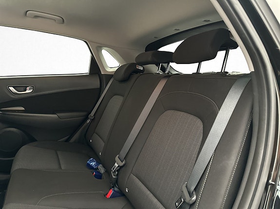 Hyundai Kona 15 of 28