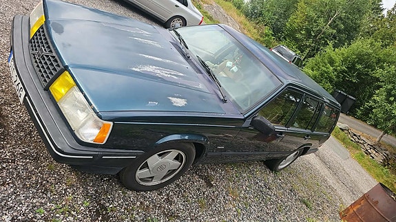 Volvo 940 2 of 11