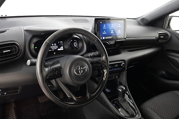 Toyota Yaris 18 of 22