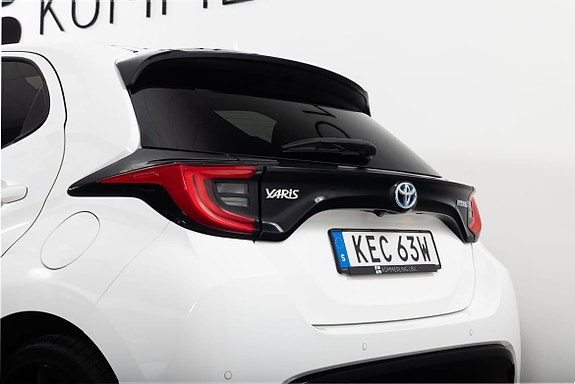 Toyota Yaris 7 of 22