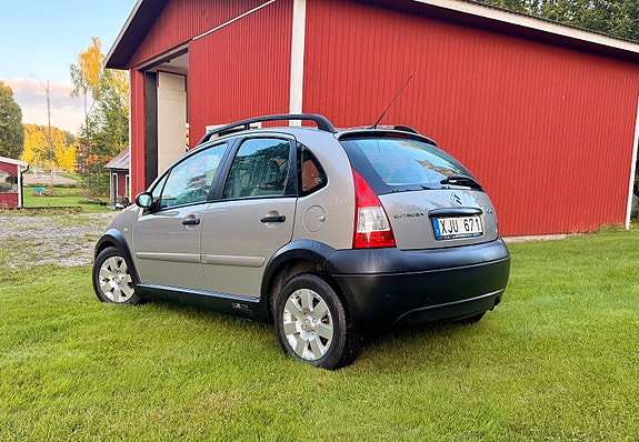 Citroen C3 2 of 8