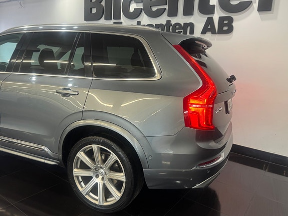 Volvo XC90 4 of 14