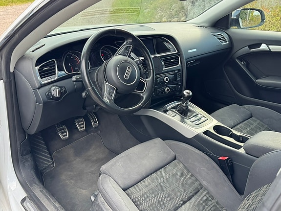 Audi A5 4 of 7