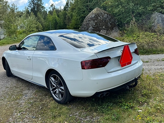 Audi A5 3 of 7
