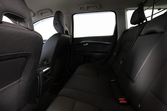 Volvo XC70 17 of 19
