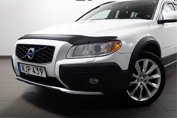 Volvo XC70 10 of 19