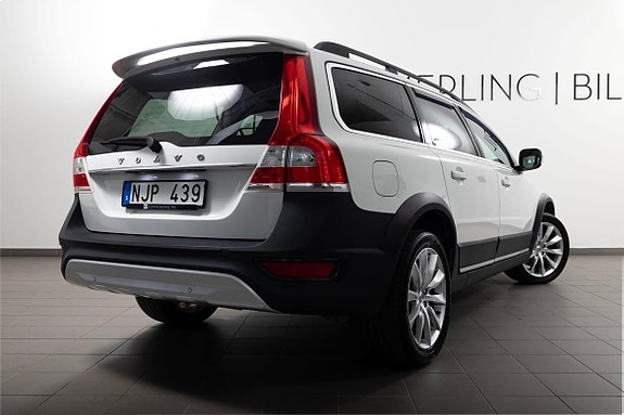 Volvo XC70 12 of 19