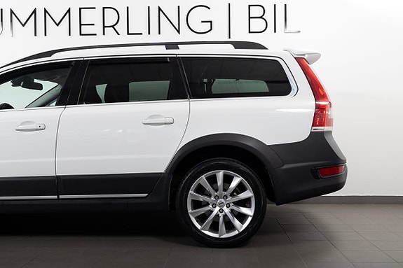 Volvo XC70 5 of 19