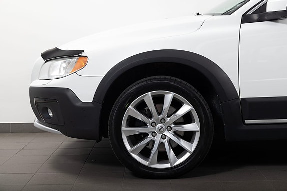 Volvo XC70 4 of 19