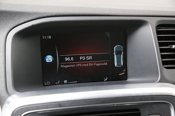 Volvo V60 Cross Country 22 of 26