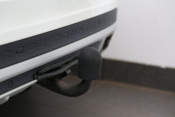 Volvo V60 Cross Country 9 of 26