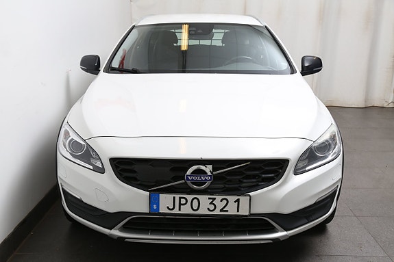 Volvo V60 Cross Country 5 of 26