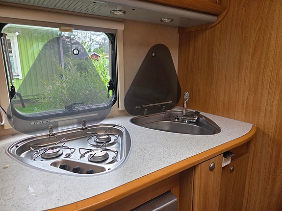 Adria Classica 563 UK 8 of 14