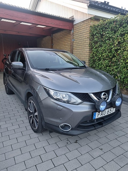 Nissan Qashqai 2 of 9