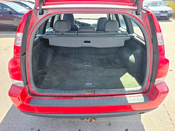 Volvo V70 16 of 18
