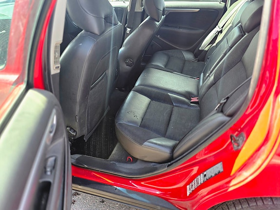 Volvo V70 13 of 18
