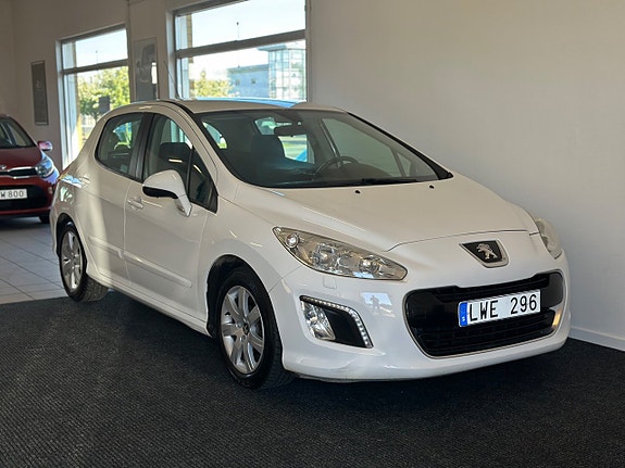 Peugeot 308 7 of 21