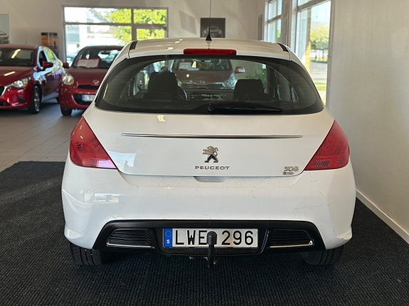 Peugeot 308 3 of 21