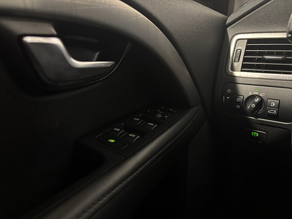 Volvo XC70 27 of 30