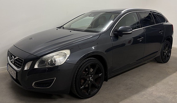 Volvo V60 4 of 10