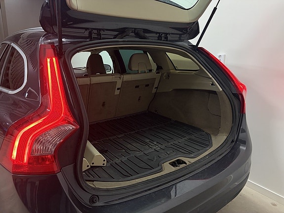 Volvo V60 10 of 10