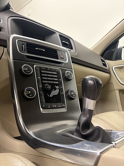 Volvo V60 9 of 10