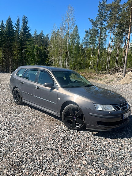 Saab 9-3 2 of 4