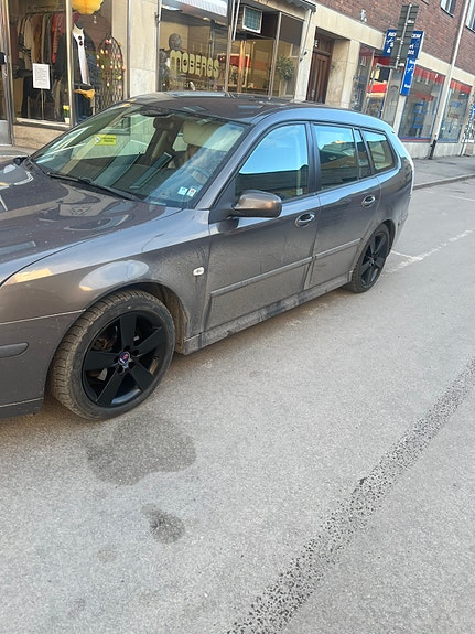 Saab 9-3 4 of 4