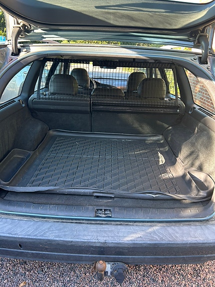 Volvo V70 3 of 14