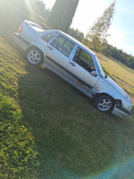 Volvo 850 3 of 10