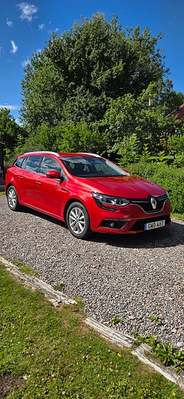 Renault Megane IV 4 of 10