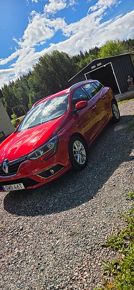 Renault Megane IV 6 of 10