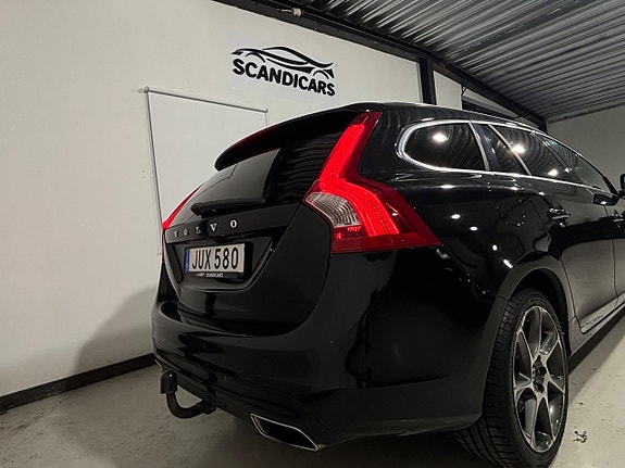 Volvo V60 9 of 30
