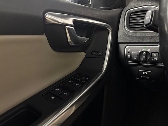 Volvo V60 28 of 30
