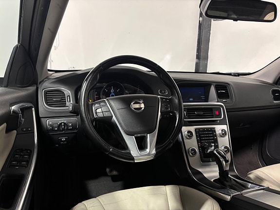 Volvo V60 25 of 30