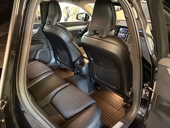Volvo V90 10 of 12